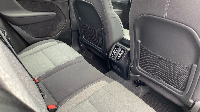 Volvo XC40 2.0 B3P Plus Dark 5dr Auto Petrol Estate